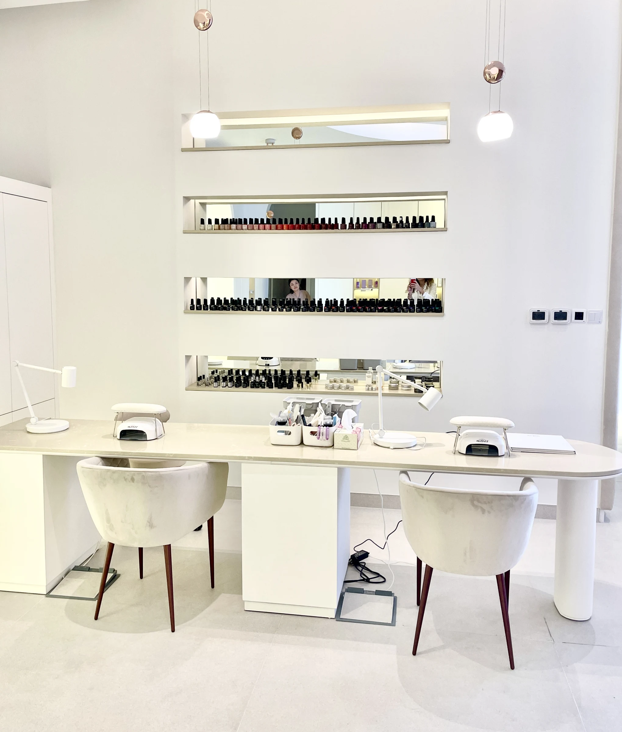 Vernie Beauty Salon